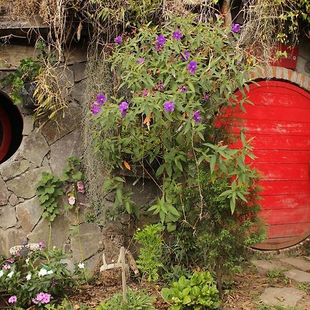 The Hobbit La Comarca Hotel Nueva San Salvador Kültér fotó