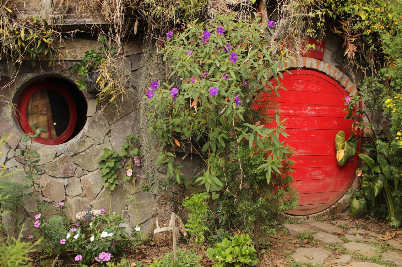 The Hobbit La Comarca Hotel Nueva San Salvador Kültér fotó