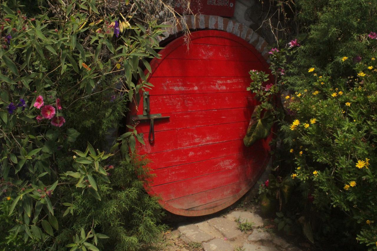 The Hobbit La Comarca Hotel Nueva San Salvador Kültér fotó